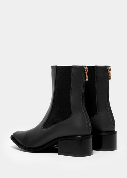 Wendy Square Toe Boot _ 158490 _ Black Texture