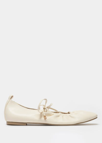 Hannah Tie-Up Pump _ 167900 _ Cream