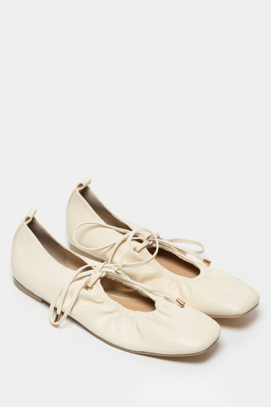 Hannah Tie-Up Pump _ 167900 _ Cream