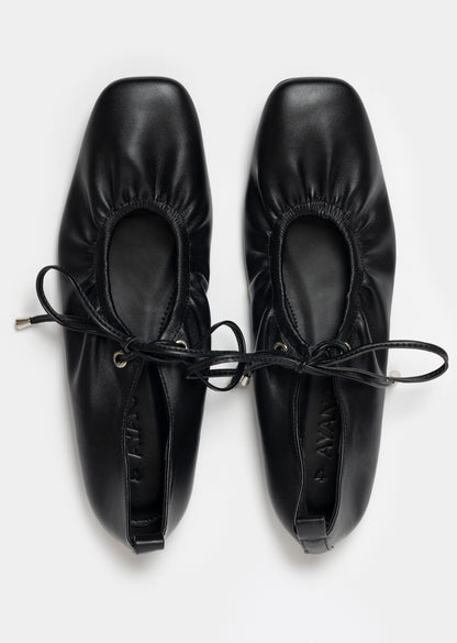 Hannah Tie-Up Pump _ 167901 _ Black Grindel