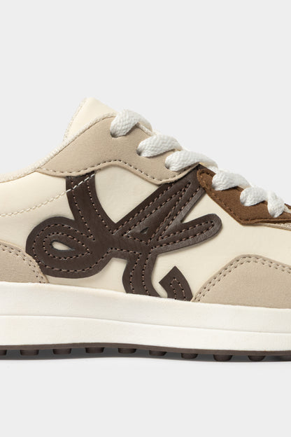 Stella Sneaker