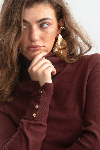 Quinn Poloneck _ 157625 _ Chocolate