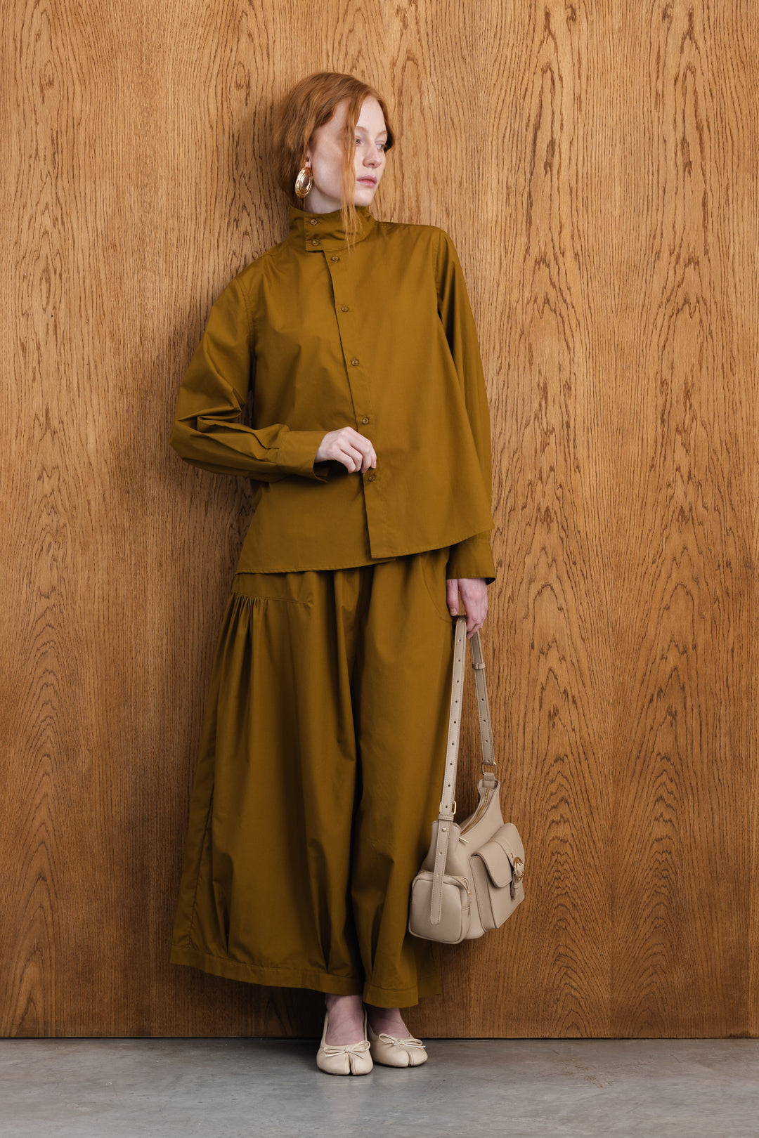 Safi Funnel Neck Shirt