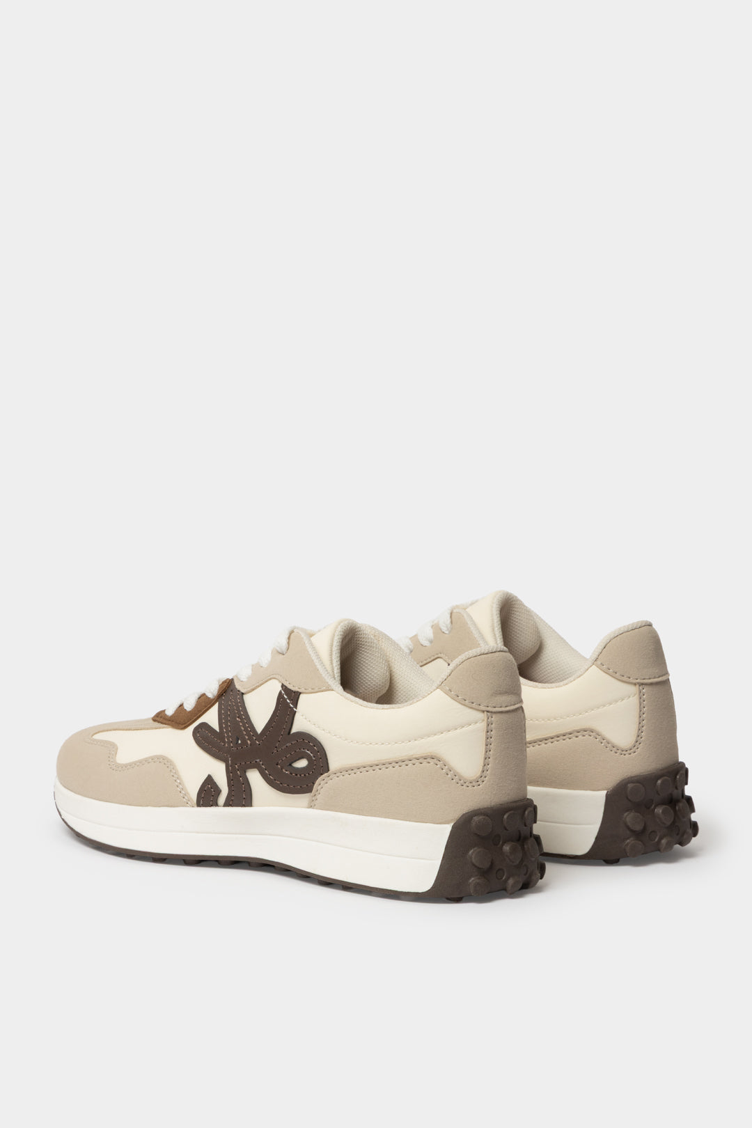 Stella Sneaker