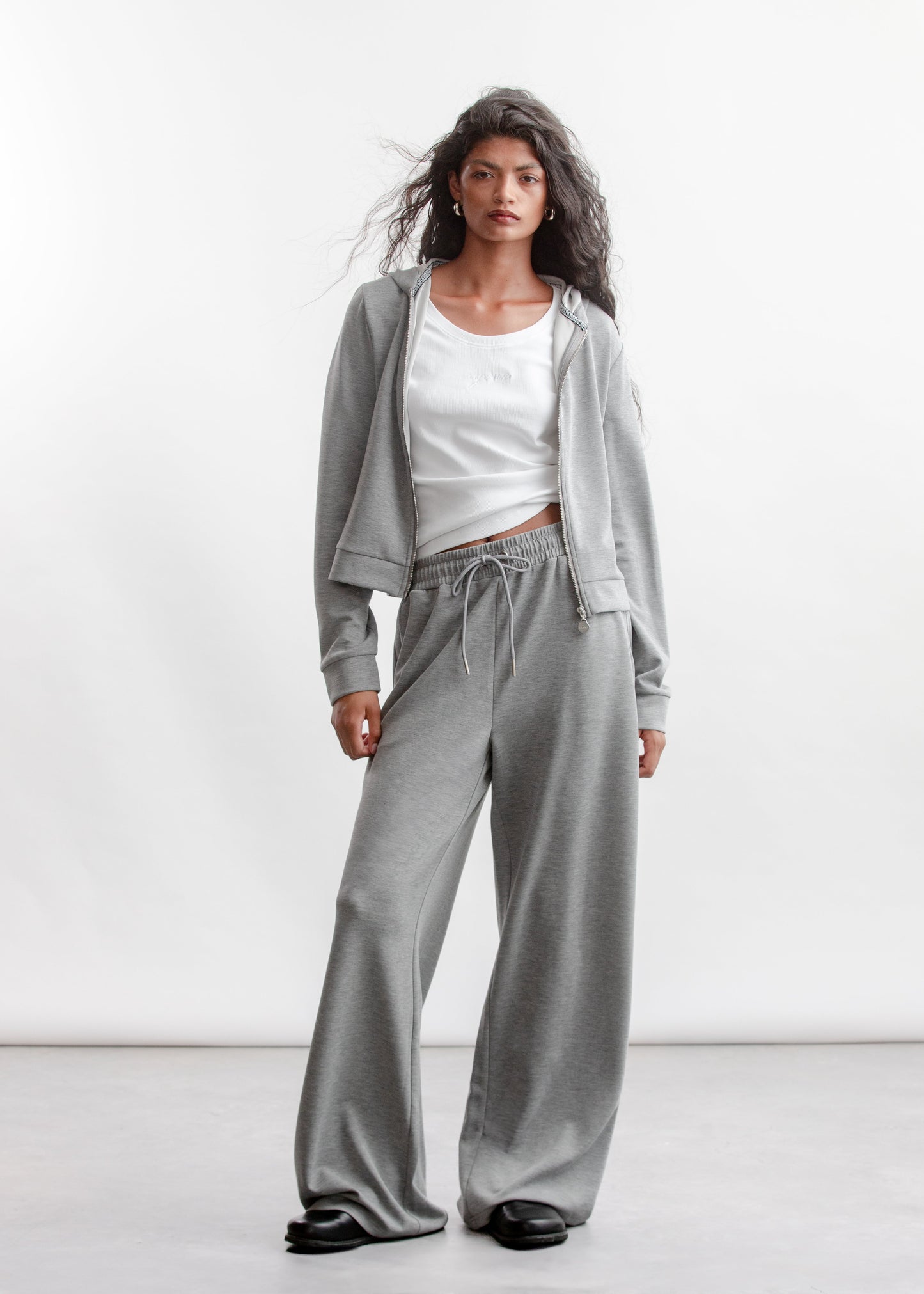 Quinlin Fitted Zip-Up Hoody _ 160703 _ Charcoal