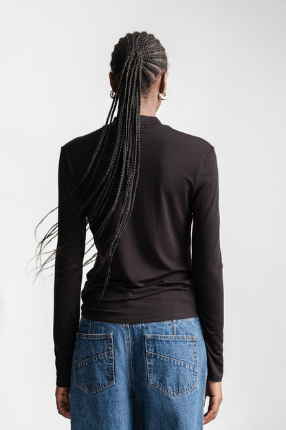 Inez Turtle Neck Top _ 160734 _ Black Texture