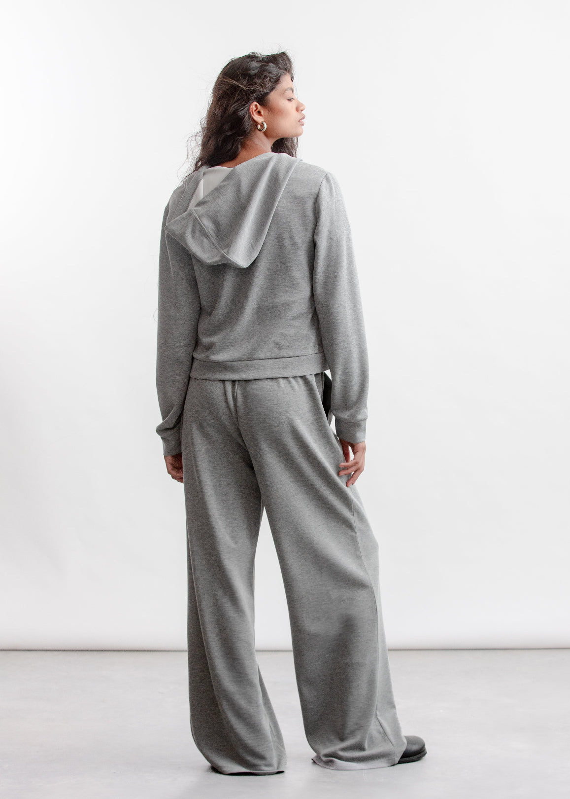 Quinlin Fitted Zip-Up Hoody _ 160703 _ Charcoal