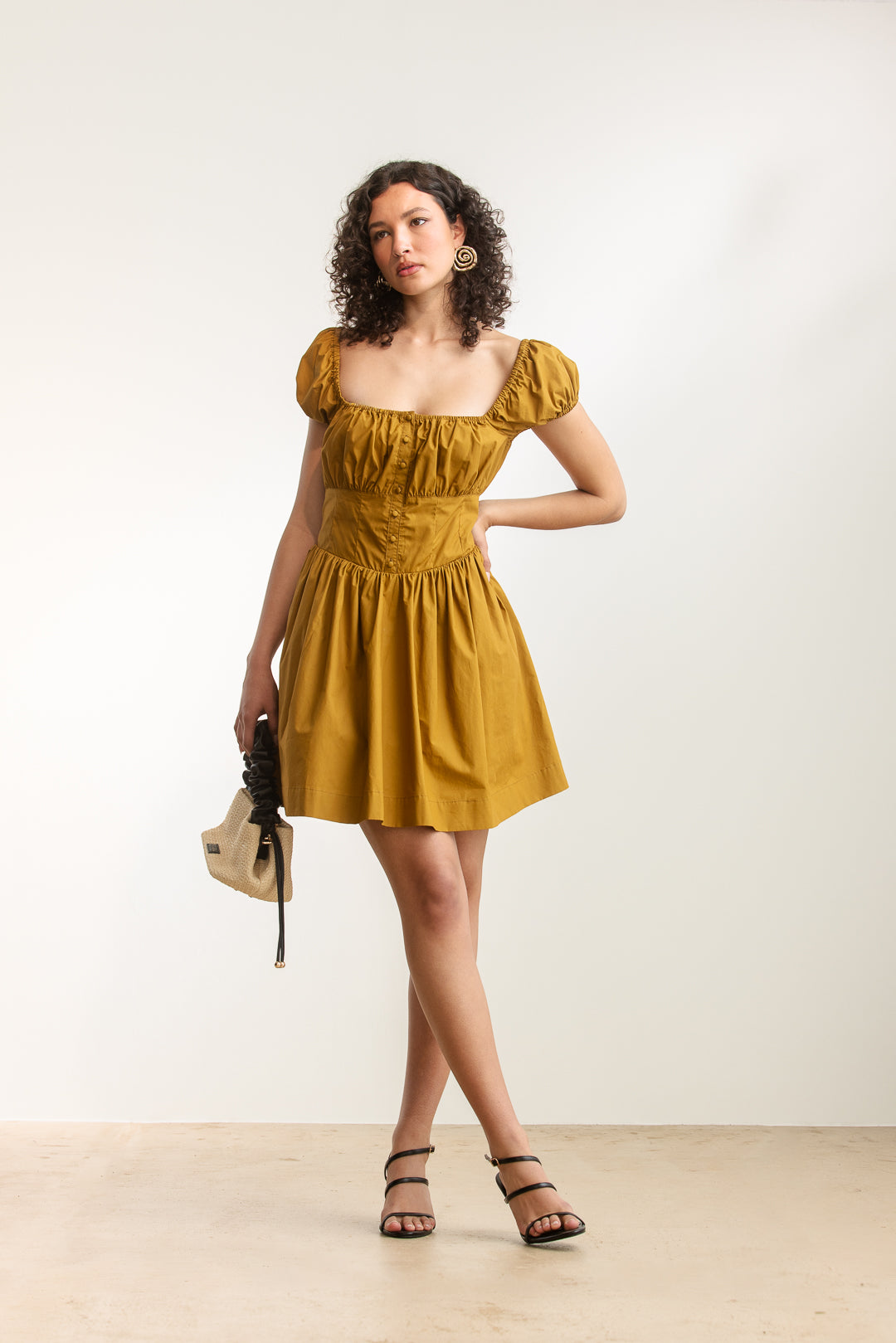 Hlayisani Milkmaid Mini