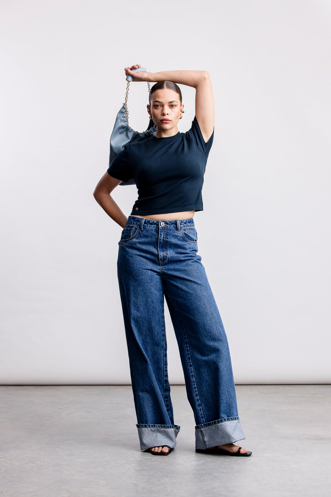 Siki Fitted Knit Top _ 163188 _ Black Texture